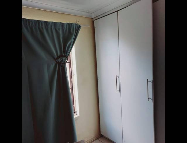 2 BEDROOM PROPERTY TO RENT IN VELD EN VLEI